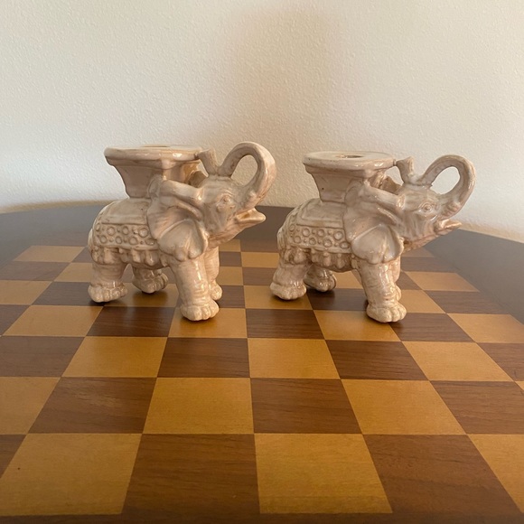 Set of Two Ceramic Elephant candle holder - Picture 3 of 3